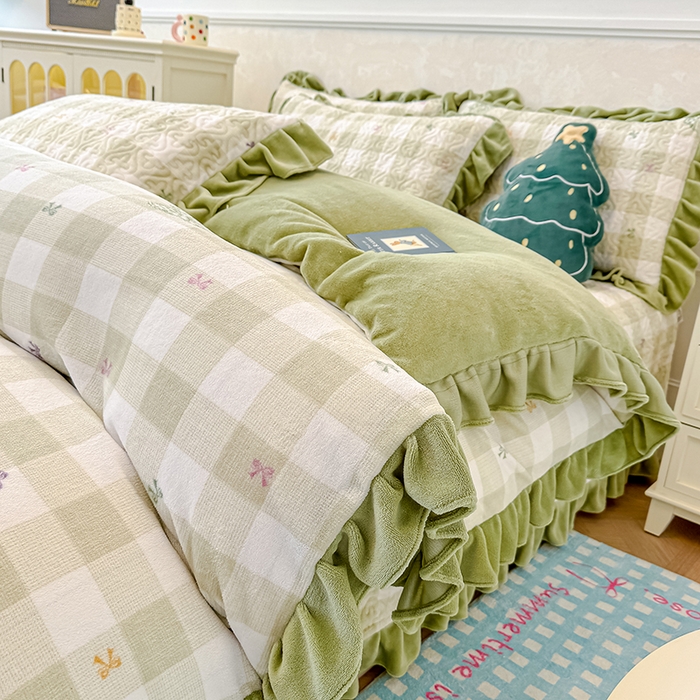 归属 2025新款牛奶绒床盖四件套 绿韵蝴蝶结