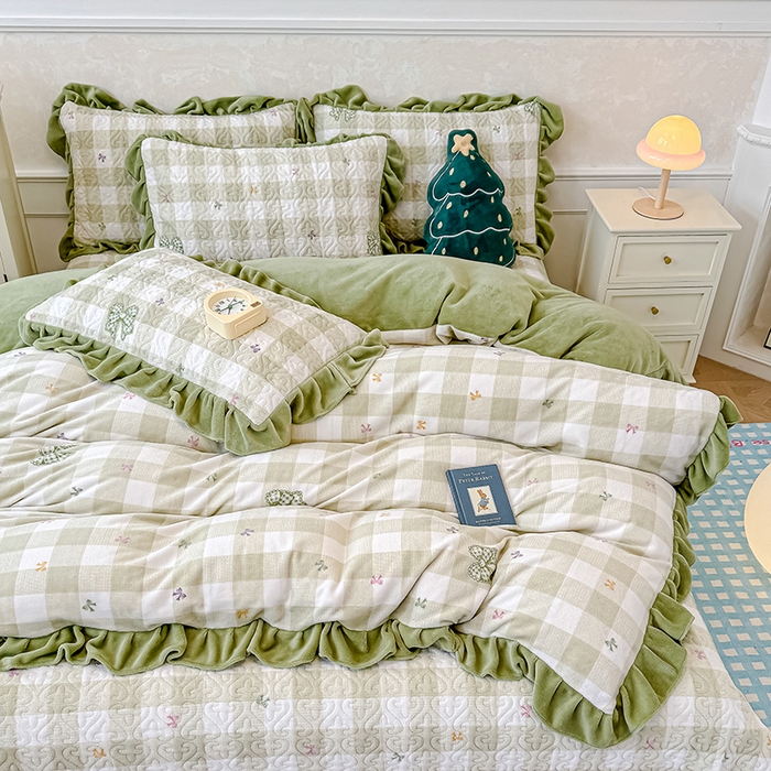 91家纺网 家纺一手货源 找家纺 归属 2025新款牛奶绒床盖四件套 绿韵蝴蝶结