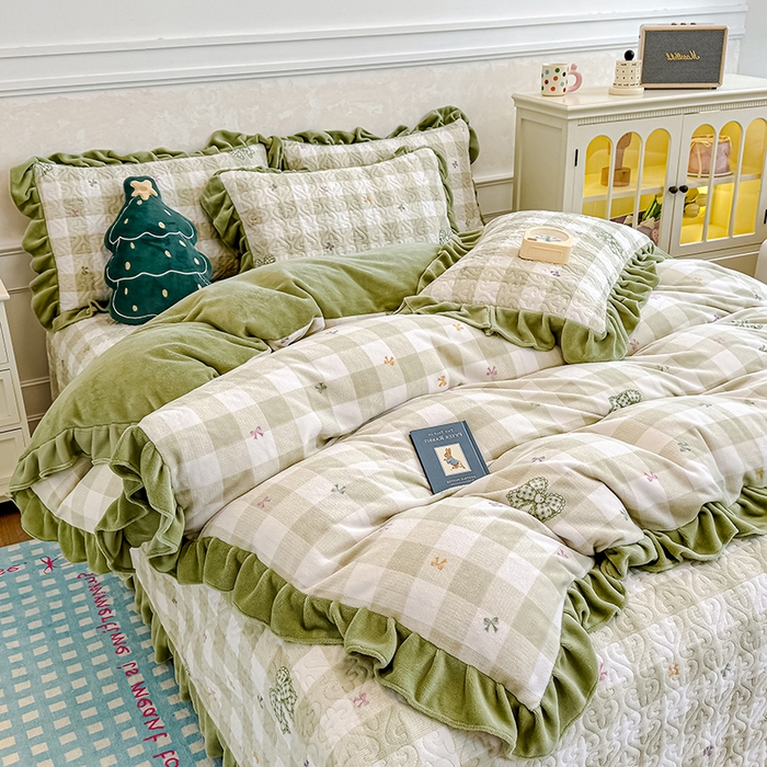 91家纺网 家纺一手货源 找家纺 归属 2025新款牛奶绒床盖四件套 绿韵蝴蝶结