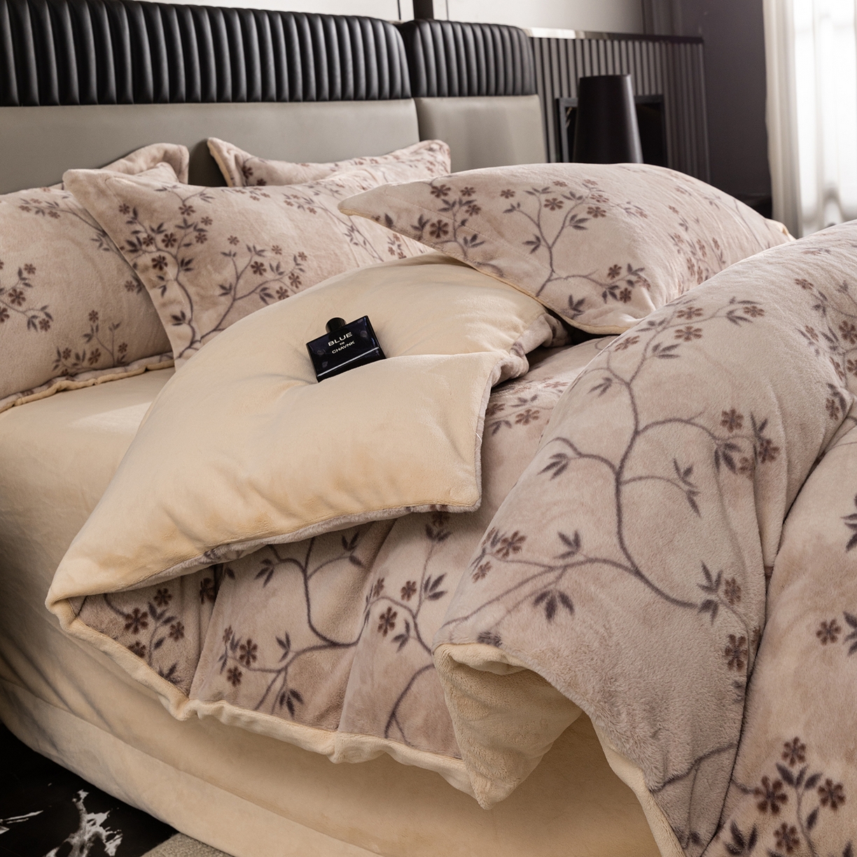 91家纺网 家纺一手货源 找家纺 （总）锦罗绣 2025新款全消光兔绒300克牛奶绒单被套