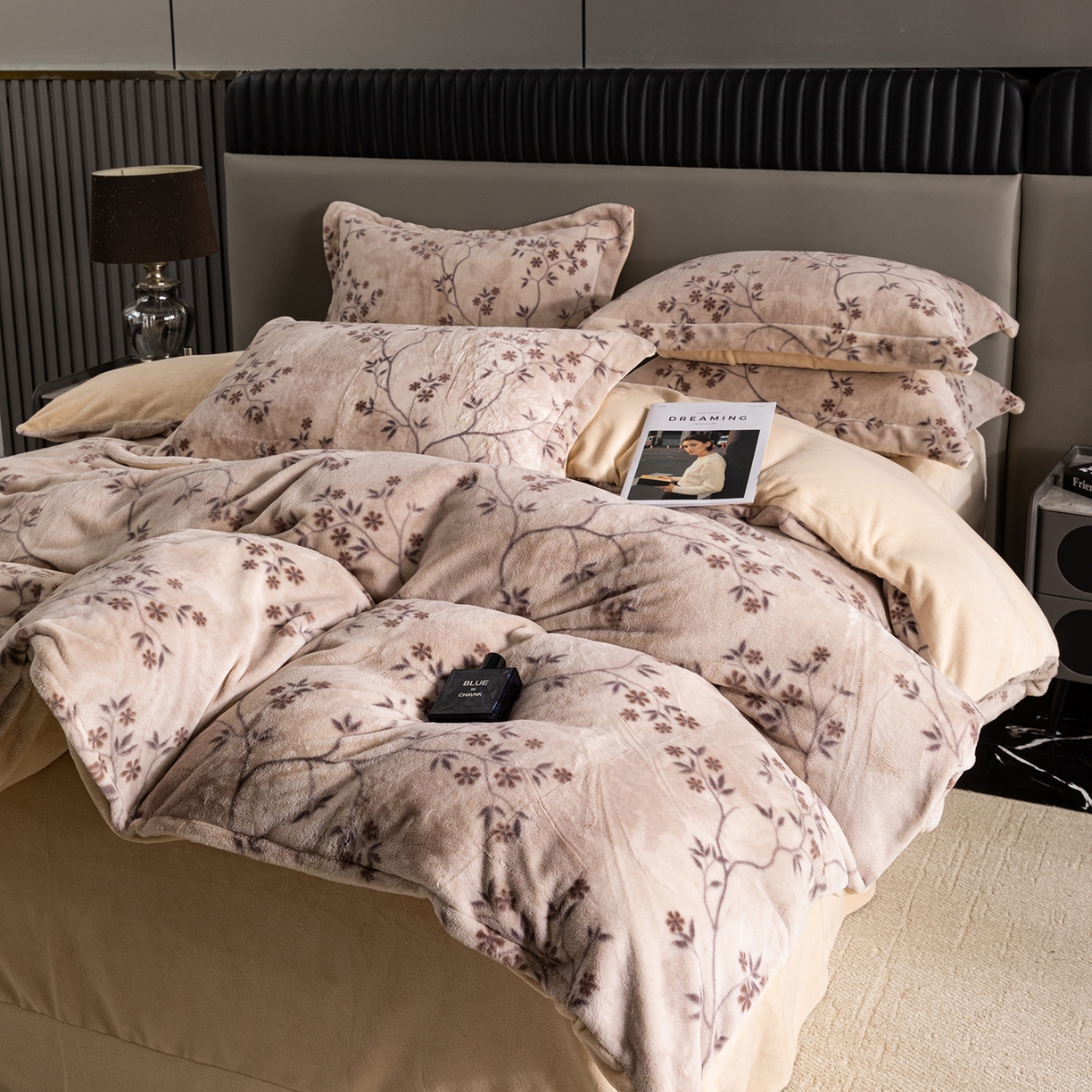 91家纺网 家纺一手货源 找家纺 （总）锦罗绣 2025新款全消光兔绒300克牛奶绒单被套