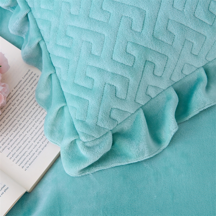 91家纺网 家纺一手货源 找家纺 畅畅家纺 2025新款11斤韩版冬季超柔加厚牛奶绒蝴蝶花边床盖四件套 青蓝