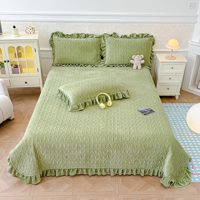 91家纺网 家纺一手货源 找家纺 归属 2025新款牛奶绒床盖四件套 苹果绿