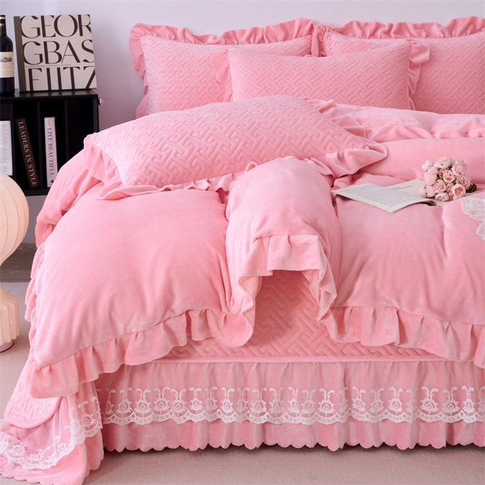 91家纺网 家纺一手货源 找家纺 畅畅家纺 2025新款11斤韩版冬季超柔加厚牛奶绒蝴蝶花边床盖四件套 桃粉