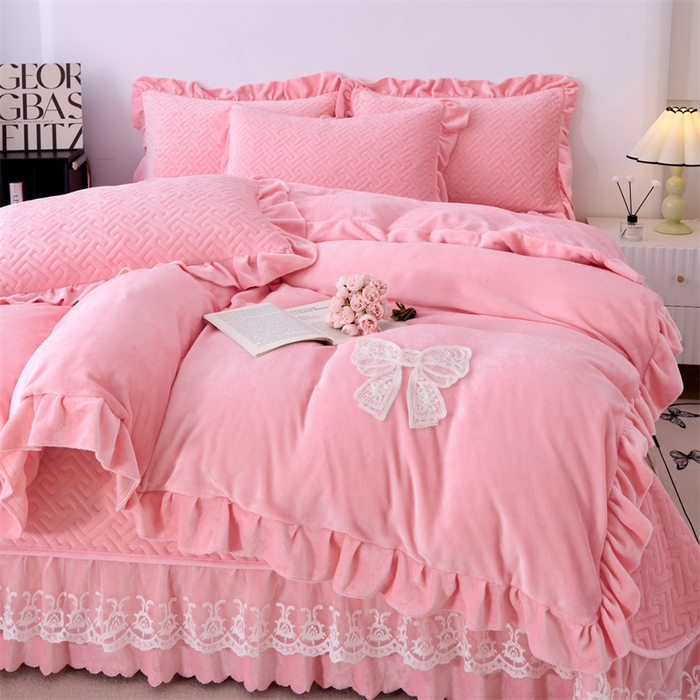 91家纺网 家纺一手货源 找家纺 畅畅家纺 2025新款11斤韩版冬季超柔加厚牛奶绒蝴蝶花边床盖四件套 桃粉