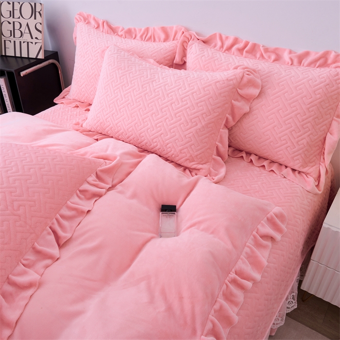 91家纺网 家纺一手货源 找家纺 畅畅家纺 2025新款11斤韩版冬季超柔加厚牛奶绒蝴蝶花边床盖四件套 桃粉