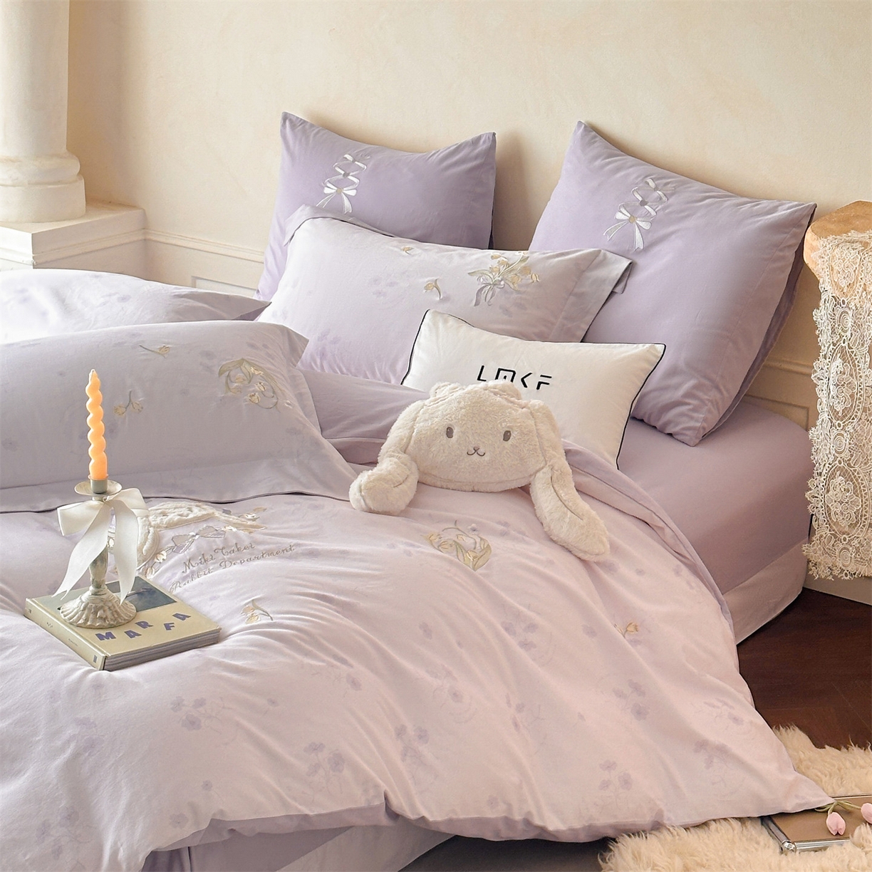 91家纺网 家纺一手货源 找家纺 蓝米卡夫 2025秋冬-全棉60支磨毛印+绣-铃兰萌兔系列（礼盒包装）提供买家秀 铃兰萌兔-紫