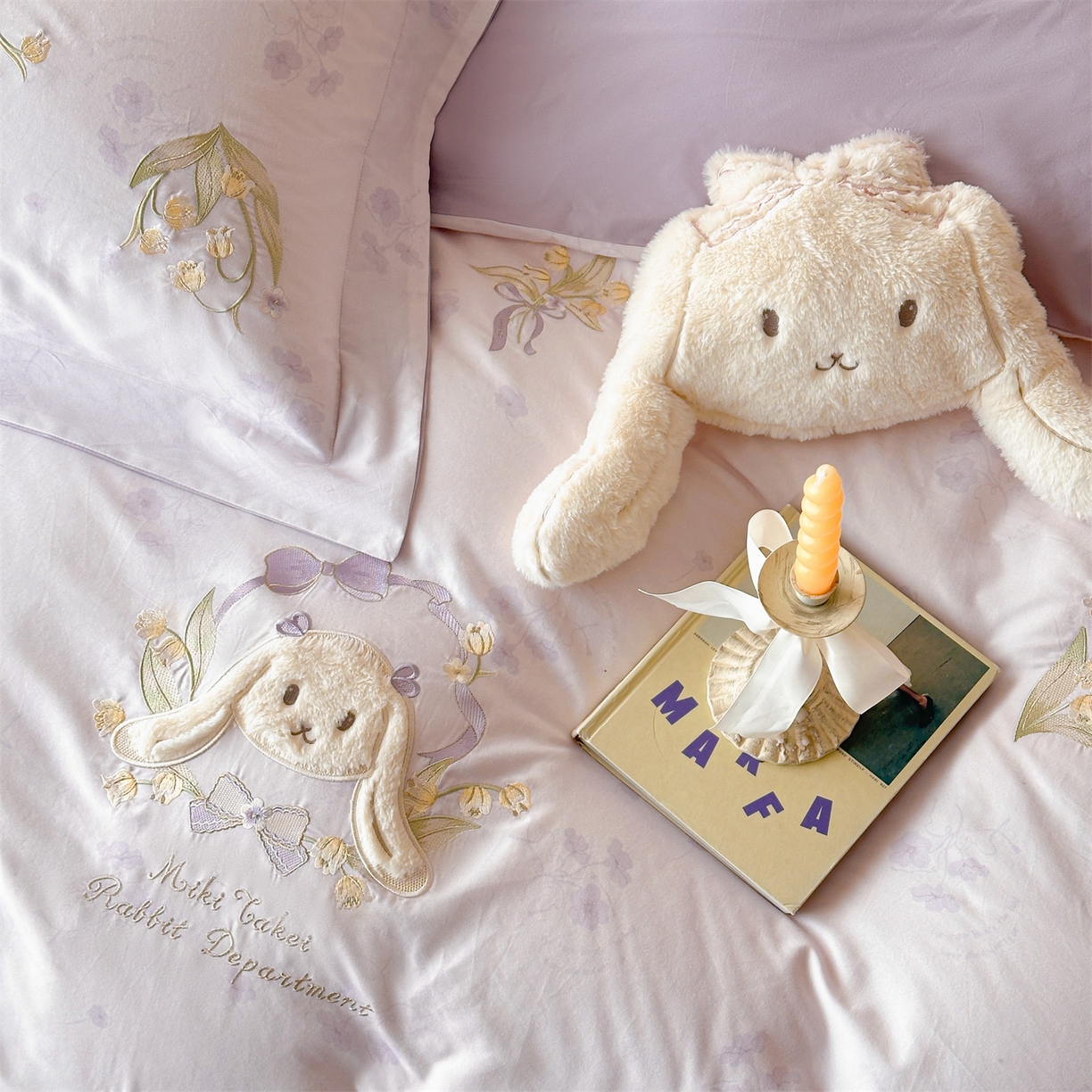 91家纺网 家纺一手货源 找家纺 蓝米卡夫 2025秋冬-全棉60支磨毛印+绣-铃兰萌兔系列（礼盒包装）提供买家秀 铃兰萌兔-紫