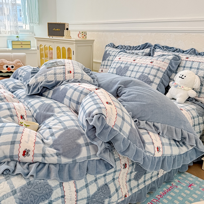 91家纺网 家纺一手货源 找家纺 归属 2025新款牛奶绒床盖四件套 西西里樱桃