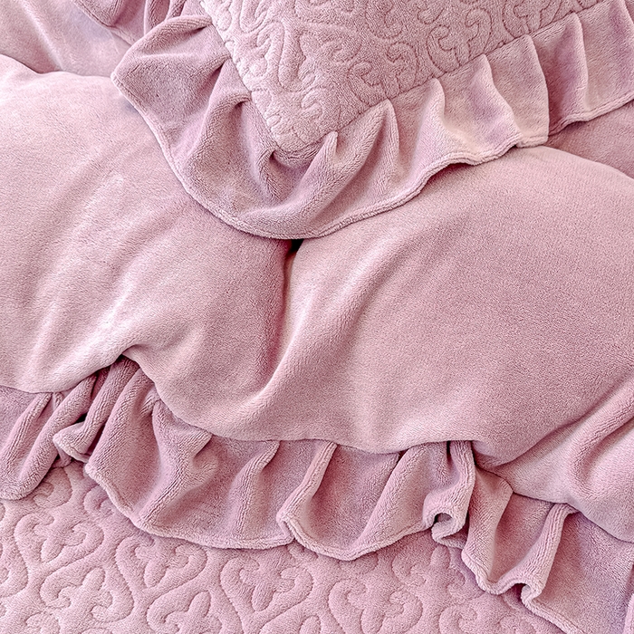 91家纺网 家纺一手货源 找家纺 归属 2025新款牛奶绒床盖四件套 紫罗兰