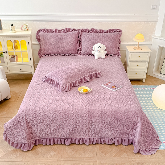 91家纺网 家纺一手货源 找家纺 归属 2025新款牛奶绒床盖四件套 紫罗兰