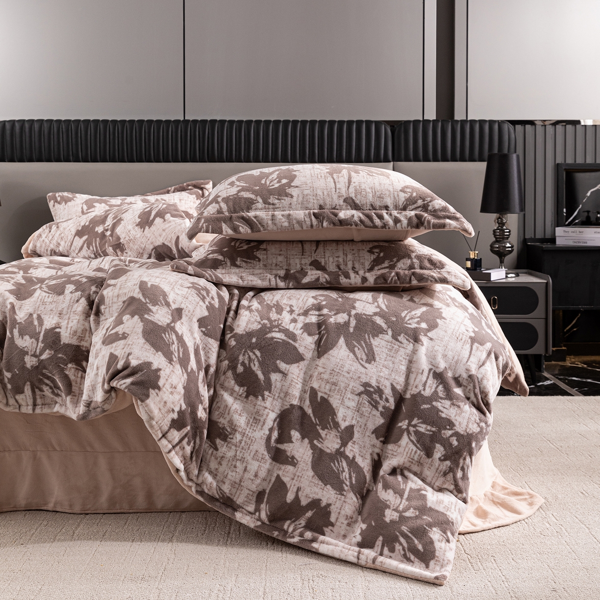 91家纺网 家纺一手货源 找家纺 锦罗绣 2025新款全消光兔绒300克牛奶绒单被套 山水一色