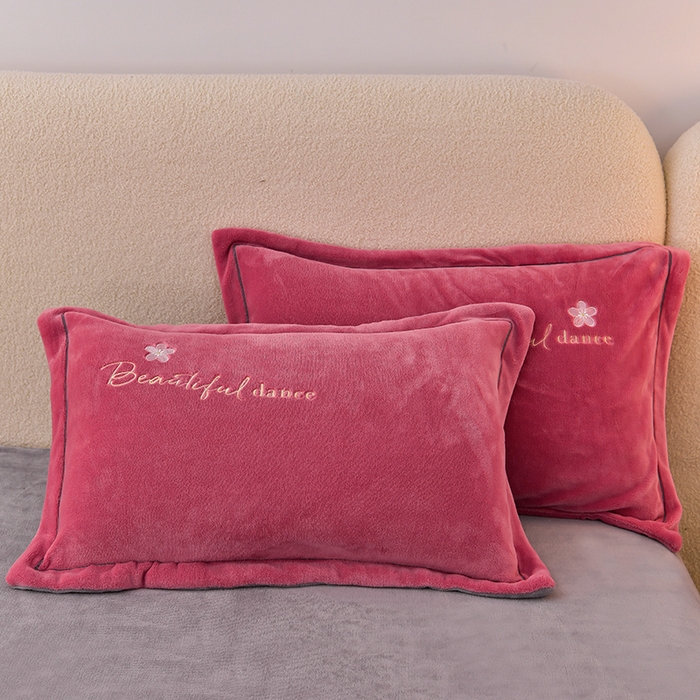 91家纺网 家纺一手货源 找家纺 畅畅家纺 2025新款A类亲肤舒适高克重牛奶绒绣花刺绣系列冬季四件套-花海 花海-豆沙+灰