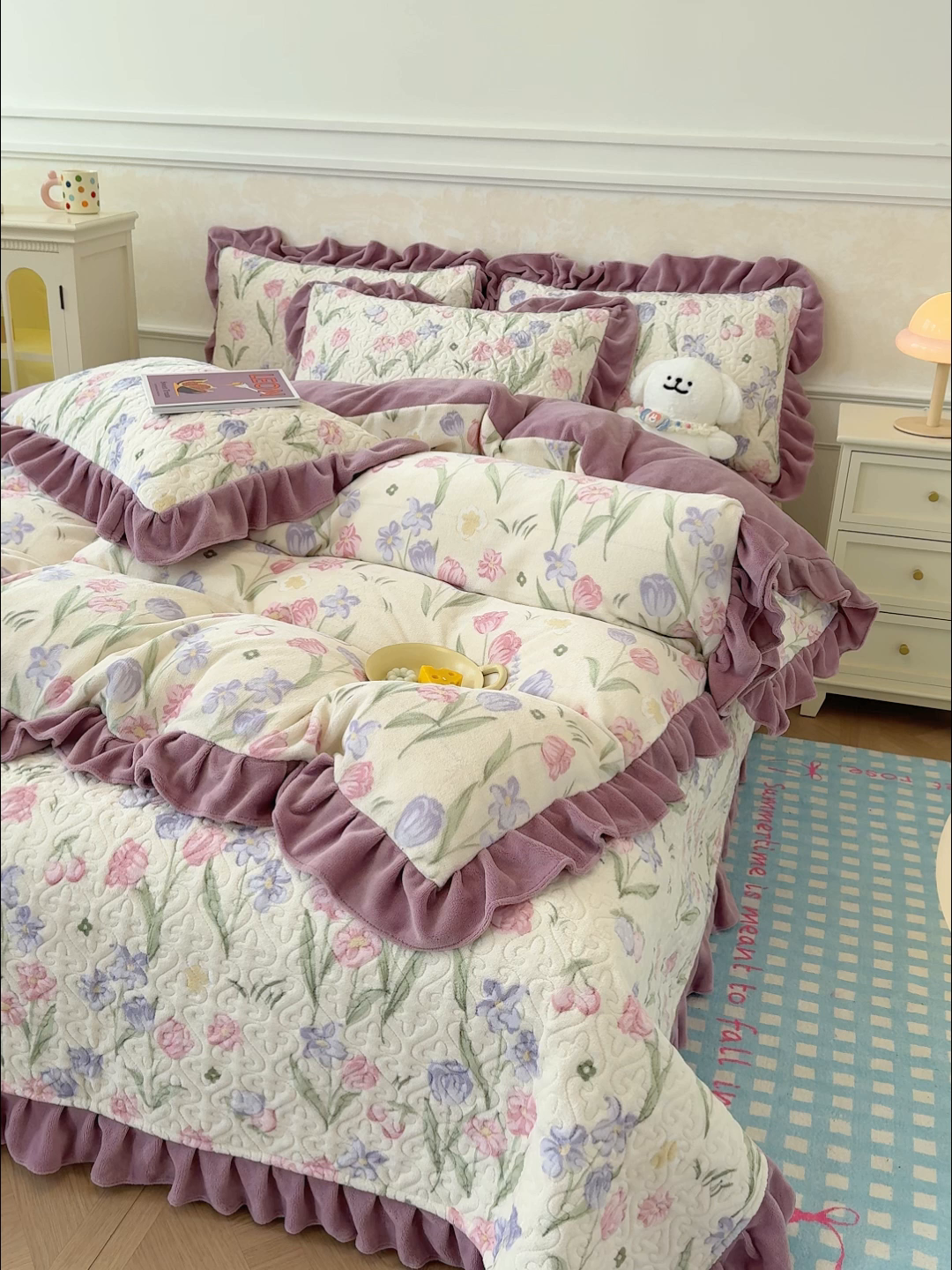 91家纺网 家纺一手货源 找家纺 归属 2025新款牛奶绒床盖四件套 紫色郁金香