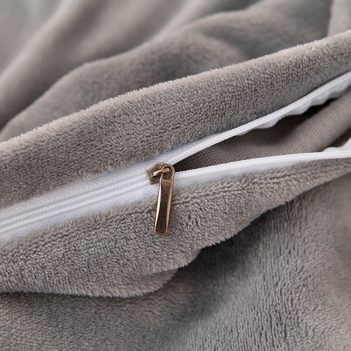 91家纺网 家纺一手货源 找家纺 畅畅家纺 2025新款A类亲肤舒适高克重牛奶绒绣花刺绣系列冬季四件套-花海 花海-高级灰