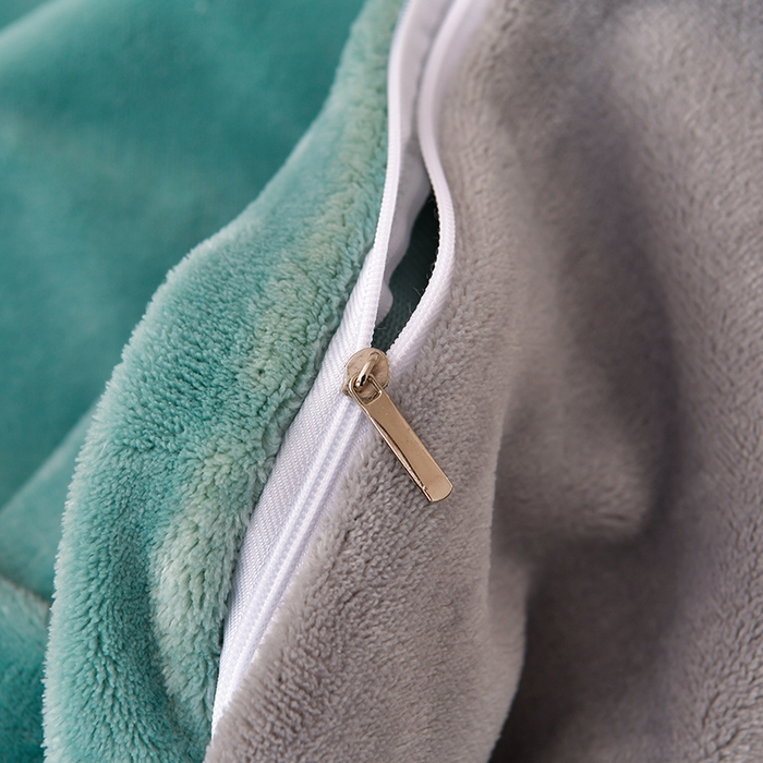 91家纺网 家纺一手货源 找家纺 畅畅家纺 2025新款A类亲肤舒适高克重牛奶绒绣花刺绣系列冬季四件套-花海 花海-湖蓝+灰