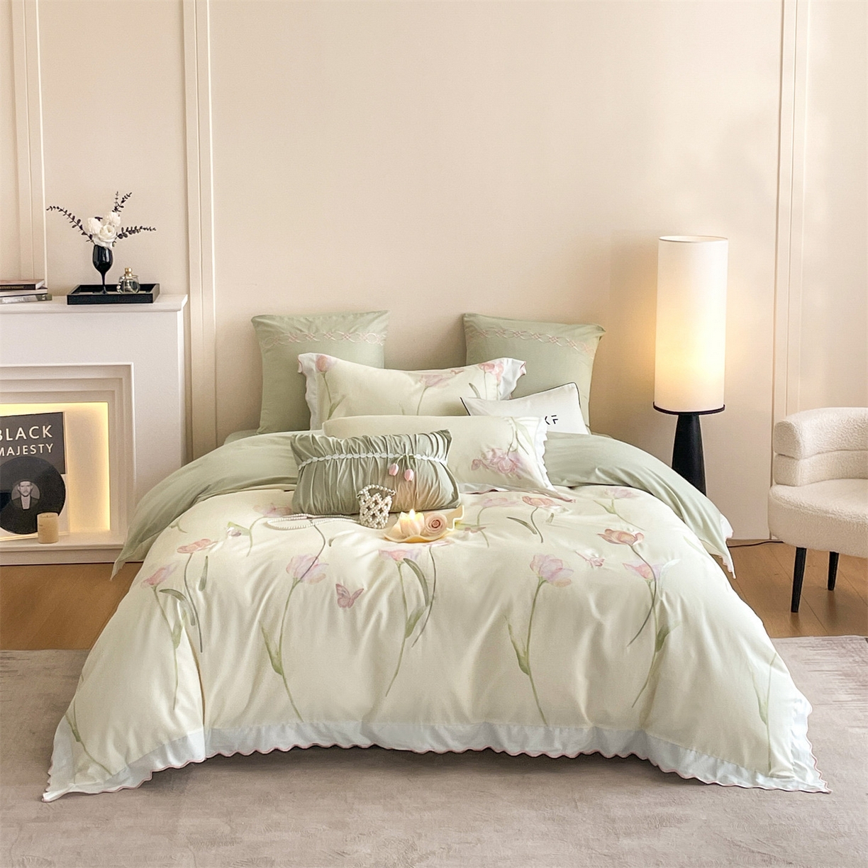 91家纺网 家纺一手货源 找家纺 蓝米卡夫 2025秋冬-全棉60支磨毛印+绣-郁金香系列（礼盒包装）提供买家秀 郁金香-米