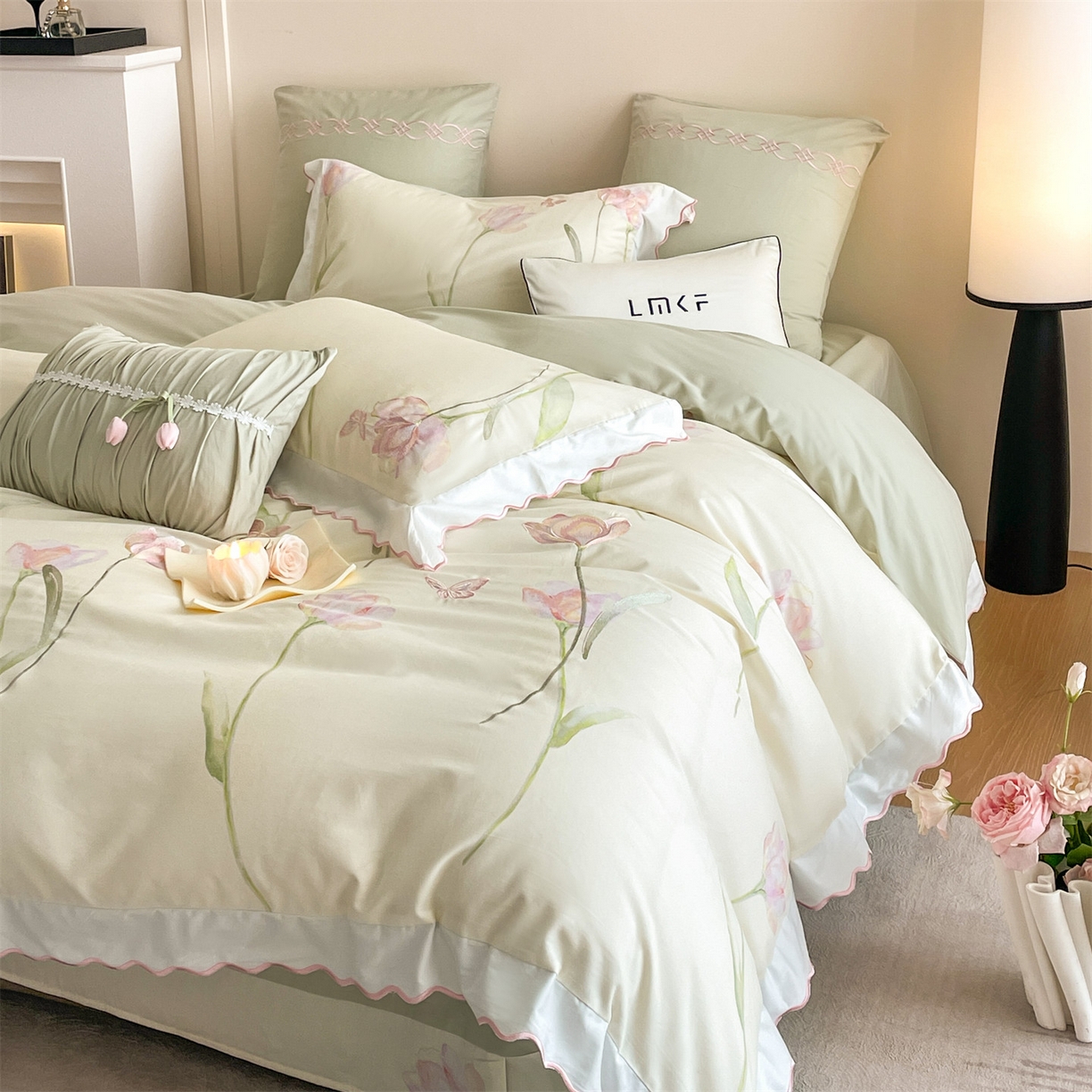 91家纺网 家纺一手货源 找家纺 蓝米卡夫 2025秋冬-全棉60支磨毛印+绣-郁金香系列（礼盒包装）提供买家秀 郁金香-米