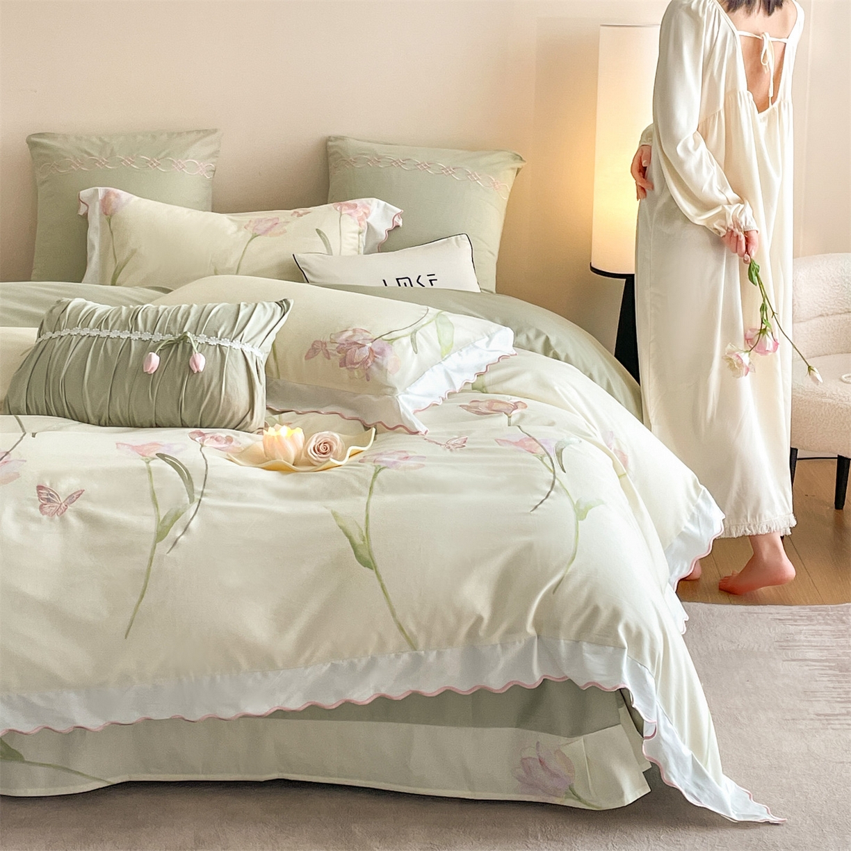 91家纺网 家纺一手货源 找家纺 蓝米卡夫 2025秋冬-全棉60支磨毛印+绣-郁金香系列（礼盒包装）提供买家秀 郁金香-米