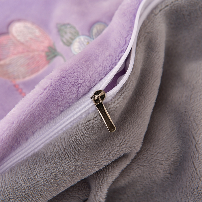 91家纺网 家纺一手货源 找家纺 畅畅家纺 2025新款A类亲肤舒适高克重牛奶绒绣花刺绣系列冬季四件套-花海 花海-紫+灰