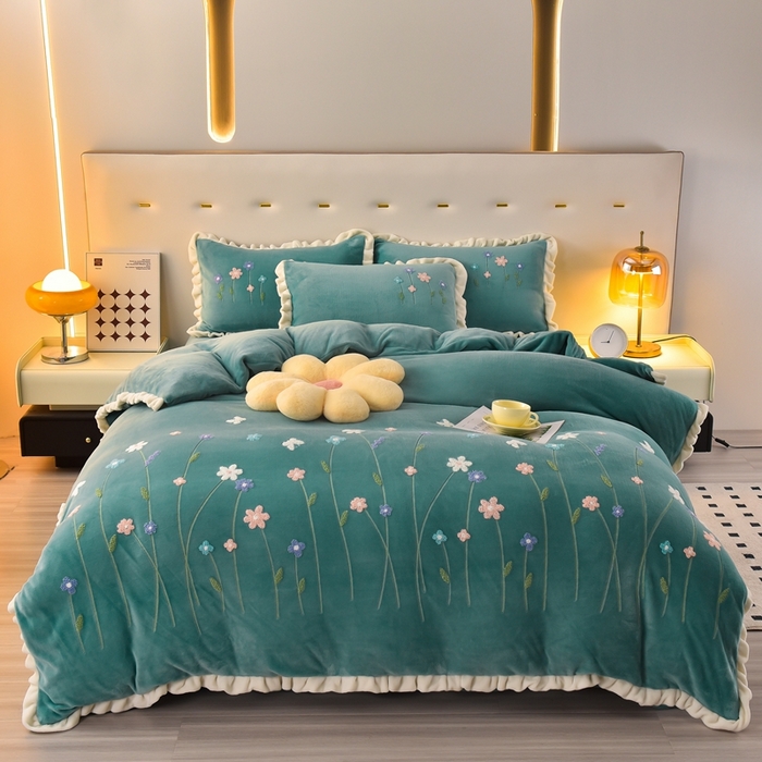 91家纺网 家纺一手货源 找家纺 （总）畅畅家纺 2025新款A类亲肤舒适高克重牛奶绒绣花系列冬季四件套-繁花似锦