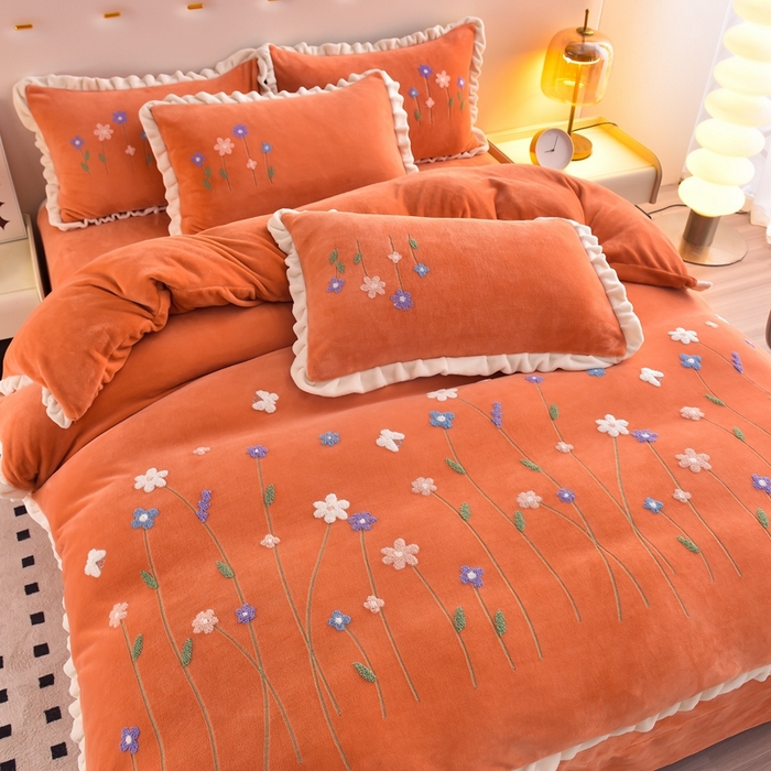 91家纺网 家纺一手货源 找家纺 畅畅家纺 2025新款A类亲肤舒适高克重牛奶绒绣花系列冬季四件套-繁花似锦 繁花似锦-桔色