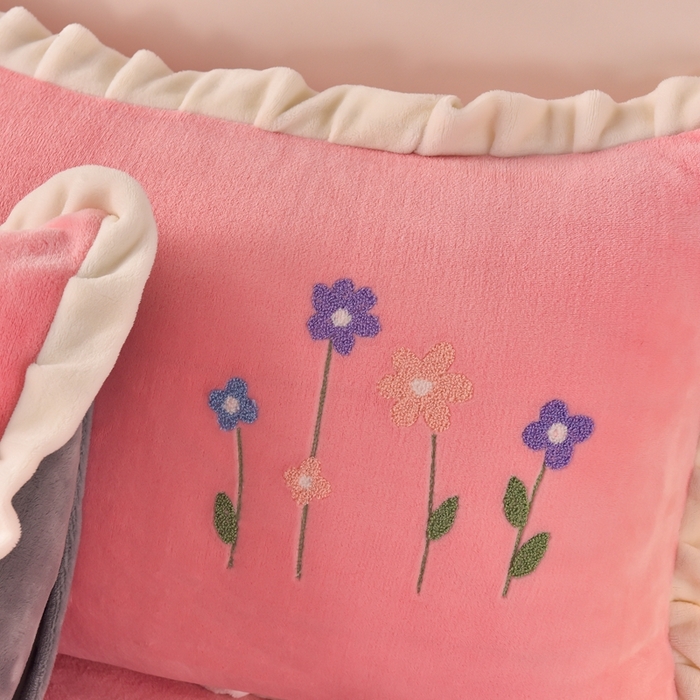 91家纺网 家纺一手货源 找家纺 畅畅家纺 2025新款A类亲肤舒适高克重牛奶绒绣花系列冬季四件套-繁花似锦 繁花似锦-樱桃粉