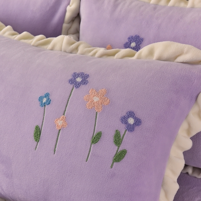 91家纺网 家纺一手货源 找家纺 畅畅家纺 2025新款A类亲肤舒适高克重牛奶绒绣花系列冬季四件套-繁花似锦 繁花似锦-紫