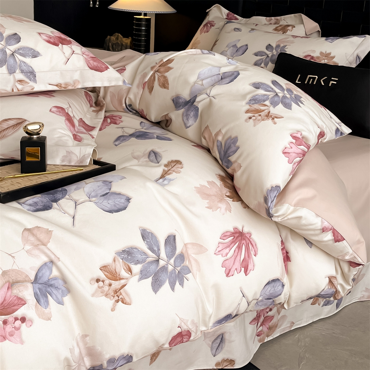 91家纺网 家纺一手货源 找家纺 蓝米卡夫 2025秋冬-全棉生态磨毛数码印花（礼盒包装）提供买家秀 那拉提