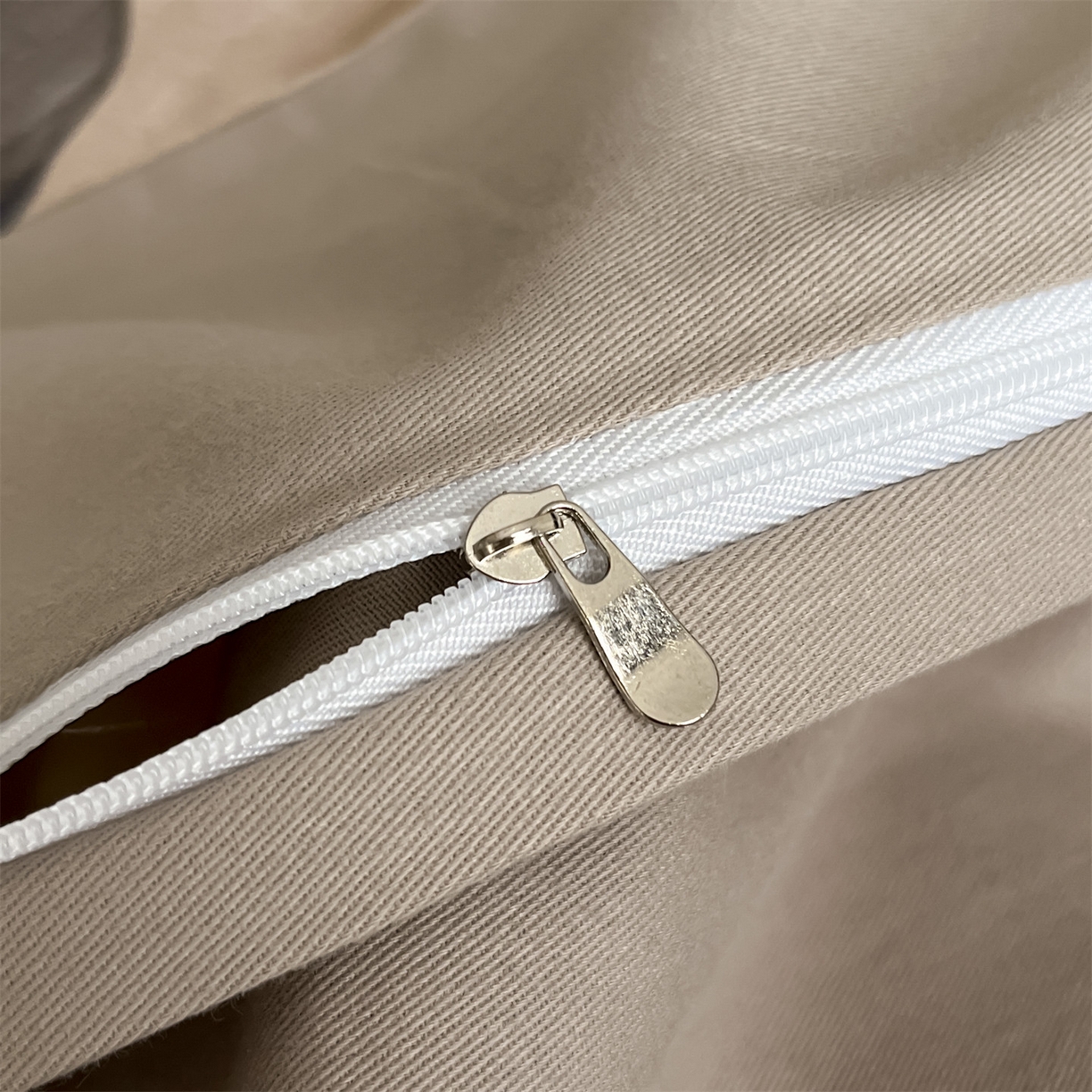 91家纺网 家纺一手货源 找家纺 蓝米卡夫 2025秋冬-全棉生态磨毛数码印花（礼盒包装）提供买家秀 枫晚