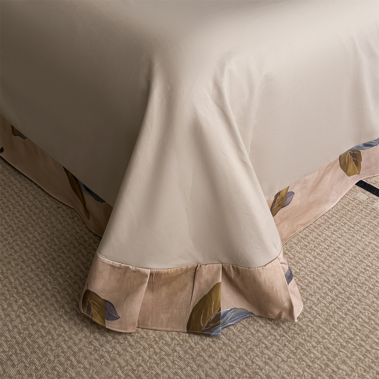 91家纺网 家纺一手货源 找家纺 蓝米卡夫 2025秋冬-全棉生态磨毛数码印花（礼盒包装）提供买家秀 枫晚