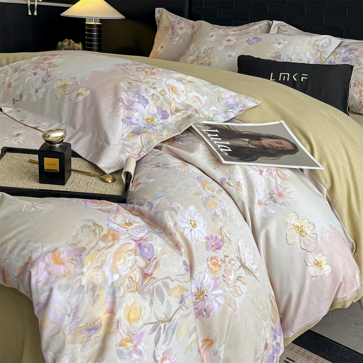 91家纺网 家纺一手货源 找家纺 蓝米卡夫 2025秋冬-全棉生态磨毛数码印花（礼盒包装）提供买家秀 华绮梦