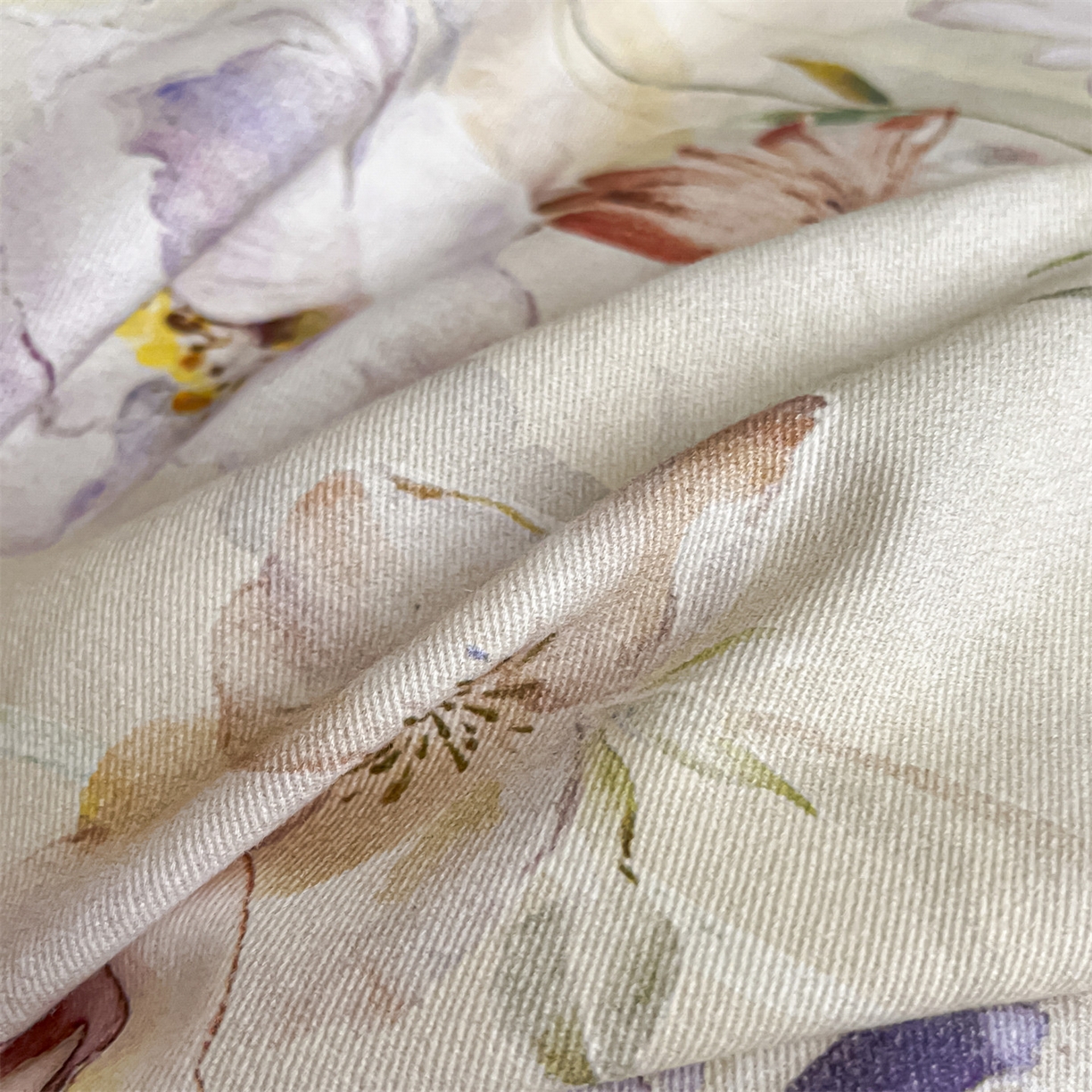 91家纺网 家纺一手货源 找家纺 蓝米卡夫 2025秋冬-全棉生态磨毛数码印花（礼盒包装）提供买家秀 喀纳斯