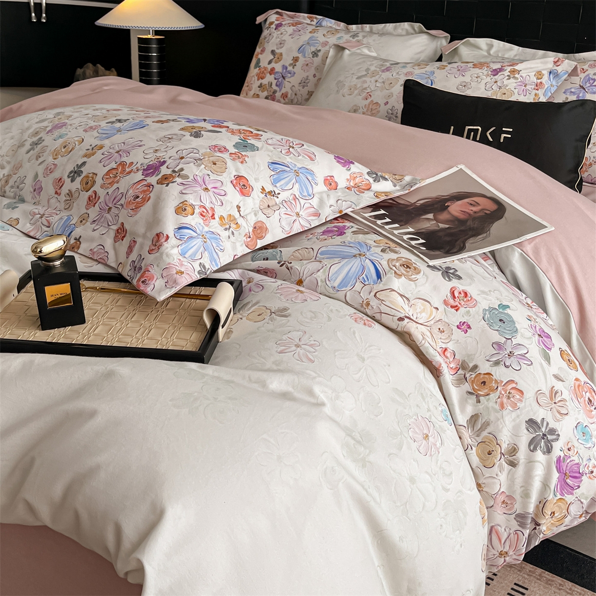 91家纺网 家纺一手货源 找家纺 蓝米卡夫 2025秋冬-全棉生态磨毛数码印花（礼盒包装）提供买家秀 梦云棠