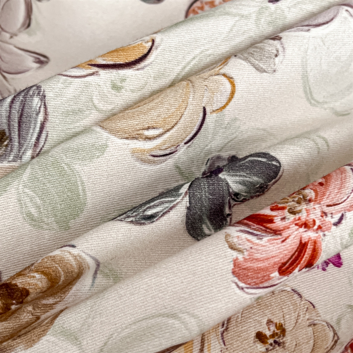 91家纺网 家纺一手货源 找家纺 蓝米卡夫 2025秋冬-全棉生态磨毛数码印花（礼盒包装）提供买家秀 梦云棠