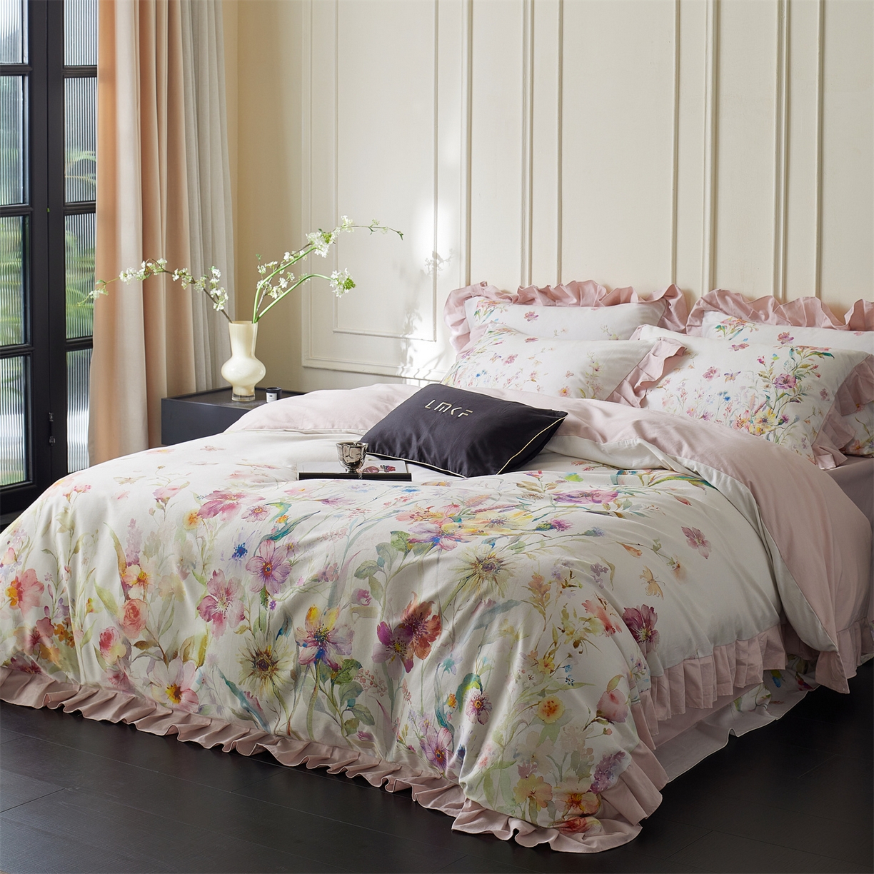 91家纺网 家纺一手货源 找家纺 （总）蓝米卡夫 2025秋冬-全棉生态磨毛数码印花-大版花边（礼盒包装）-拍摄风格1 提供买家秀