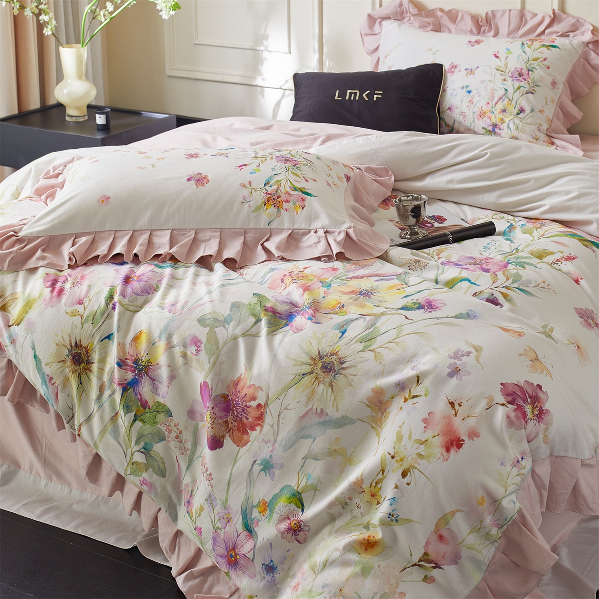 91家纺网 家纺一手货源 找家纺 （总）蓝米卡夫 2025秋冬-全棉生态磨毛数码印花-大版花边（礼盒包装）-拍摄风格1 提供买家秀