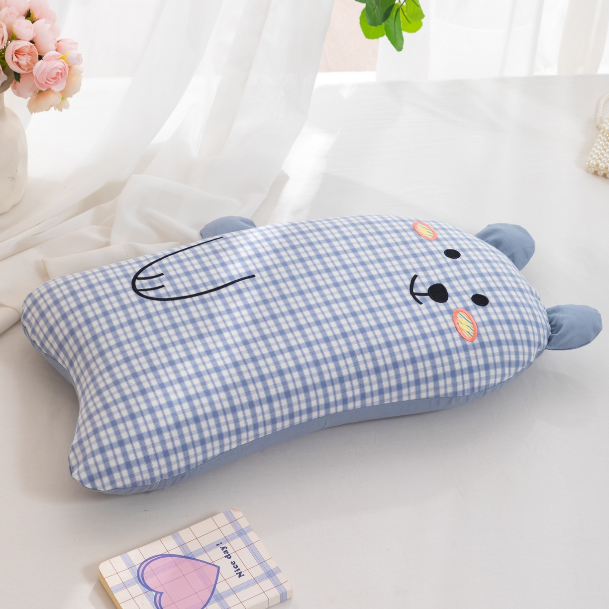 91家纺网 家纺一手货源 找家纺 大熊枕芯 2025新款全棉小熊荞麦枕头枕芯 慵懒熊荞麦枕-蓝