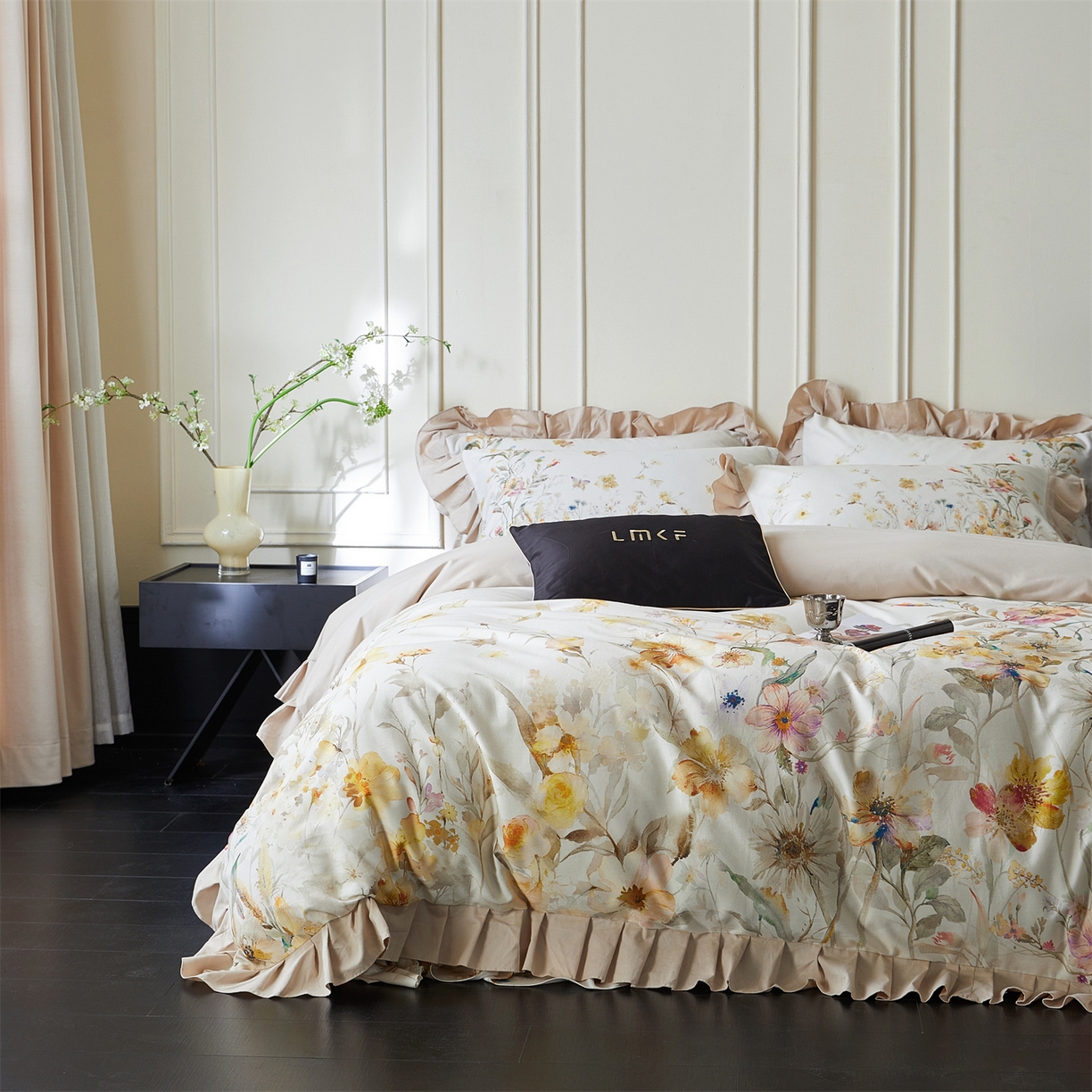 91家纺网 家纺一手货源 找家纺 蓝米卡夫 2025秋冬-全棉生态磨毛数码印花-大版花边（礼盒包装）-拍摄风格1 提供买家秀 可可托海-浅驼