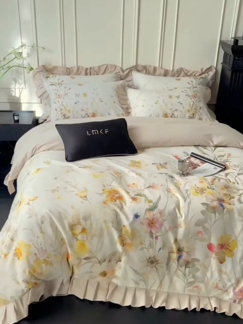 91家纺网 家纺一手货源 找家纺 蓝米卡夫 2025秋冬-全棉生态磨毛数码印花-大版花边（礼盒包装）-拍摄风格1 提供买家秀 可可托海-浅驼