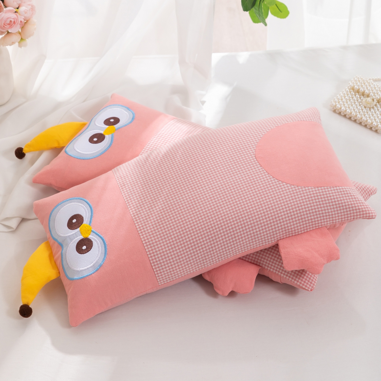 91家纺网 家纺一手货源 找家纺 大熊枕芯 2025新款贴布绣卡通荞麦枕头枕芯 粉色-猫头鹰