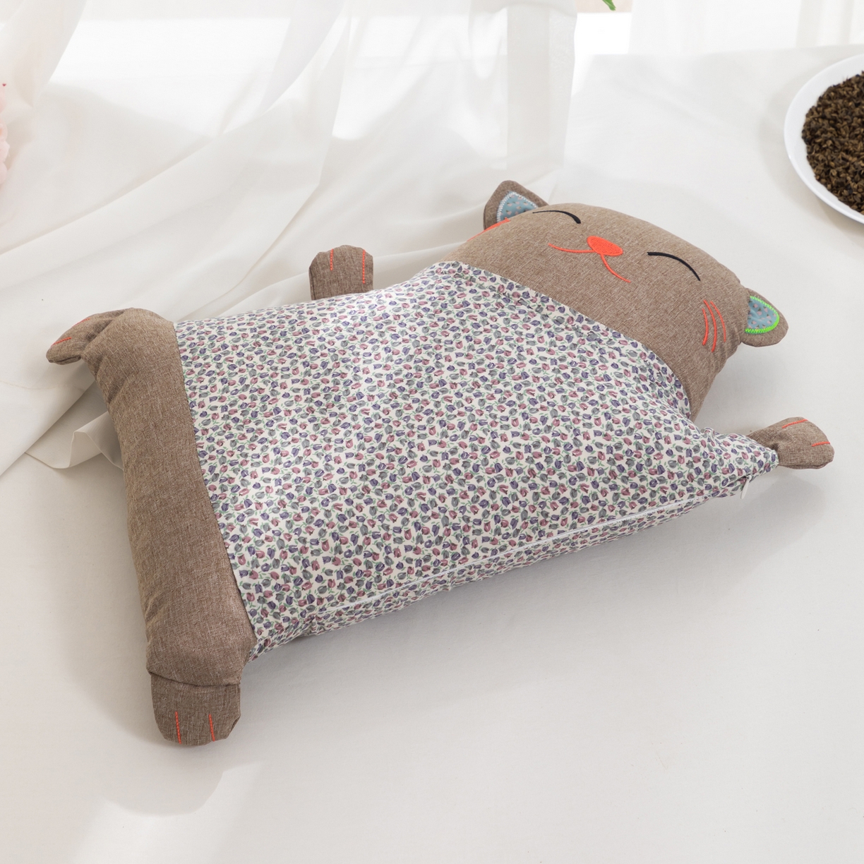 91家纺网 家纺一手货源 找家纺 大熊枕芯 2025新款招财猫荞麦枕头枕芯 招财猫-咖