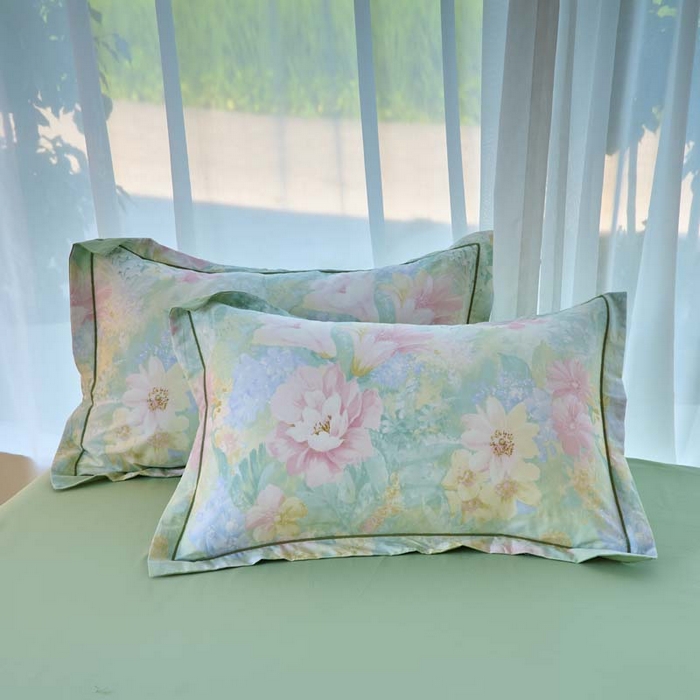 91家纺网 家纺一手货源 找家纺 铭博家纺 2025新款直播爆款100%全棉吊边一字绣工艺款13070印花全棉四件套 白棠雾黎