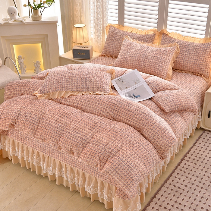 91家纺网 家纺一手货源 找家纺 （总）艺慕家纺 2025新款时尚印花牛奶绒床盖四件套