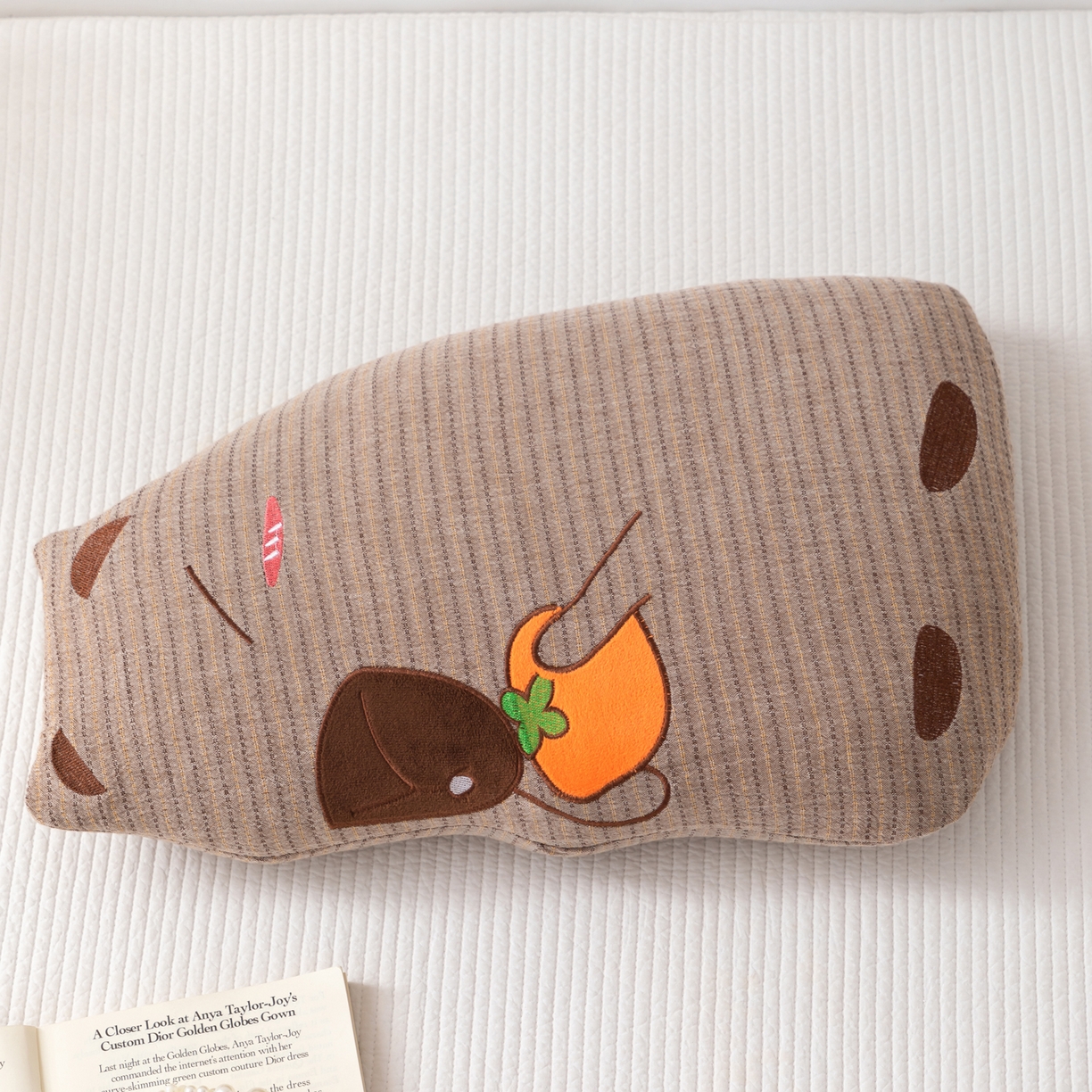 91家纺网 家纺一手货源 找家纺 大熊枕芯 2025新款卡皮巴拉荞麦枕荞麦壳枕头枕芯 卡皮巴拉-灰