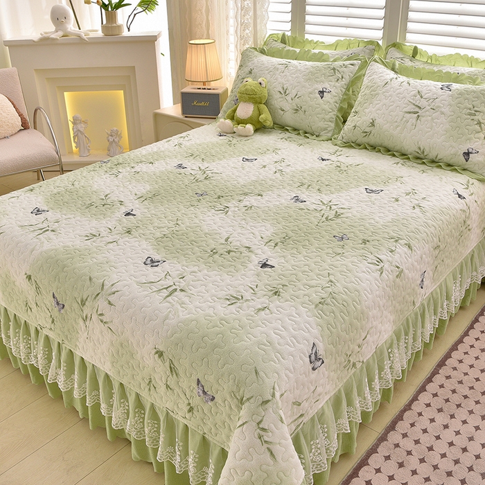 91家纺网 家纺一手货源 找家纺 艺慕家纺 2025新款时尚印花牛奶绒床盖四件套 竹叶蝶