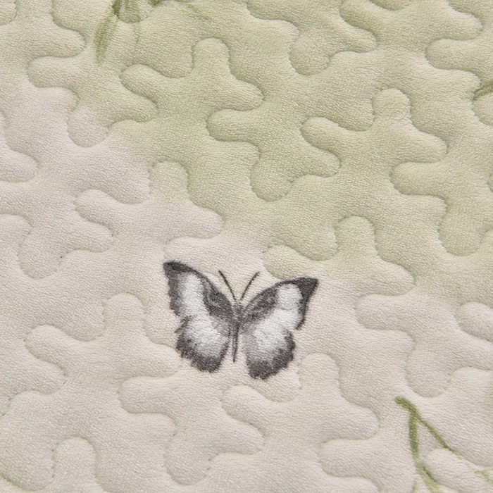 91家纺网 家纺一手货源 找家纺 艺慕家纺 2025新款时尚印花牛奶绒床盖四件套 竹叶蝶