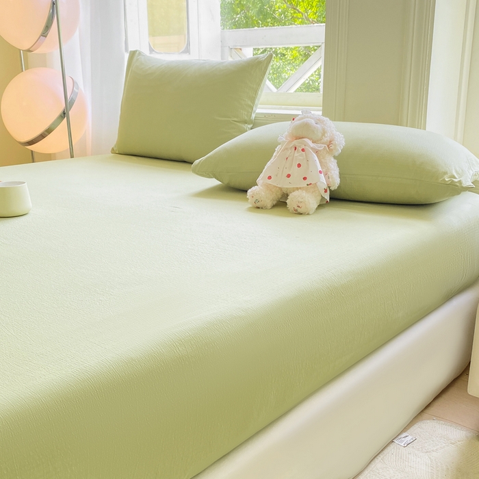 91家纺网 家纺一手货源 找家纺 朵朵家纺  2025新款超柔纯色单床笠单品学生宿舍床垫保护套  果绿