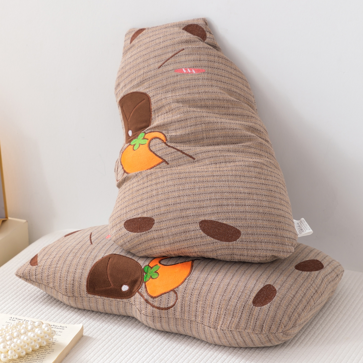 91家纺网 家纺一手货源 找家纺 大熊枕芯 2025新款卡皮巴拉荞麦枕荞麦壳枕头枕芯 卡皮巴拉-灰