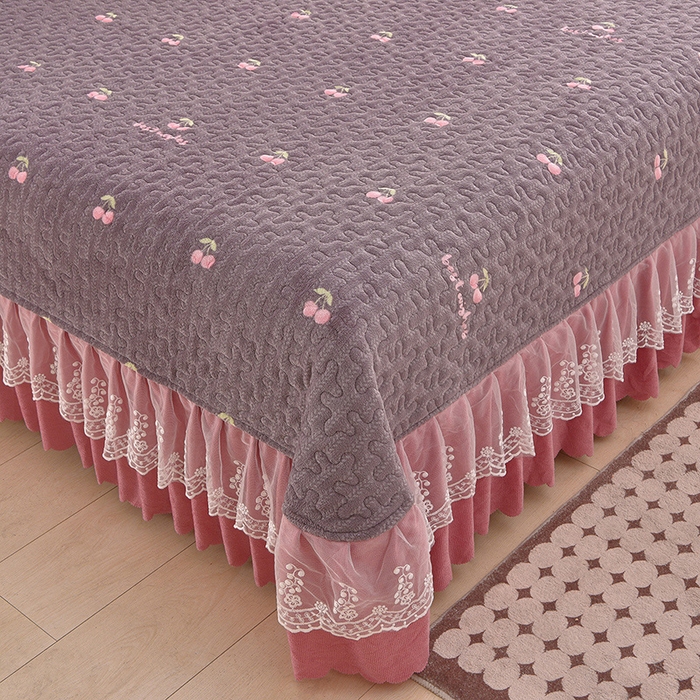 91家纺网 家纺一手货源 找家纺 艺慕家纺 2025新款时尚印花牛奶绒床盖四件套 樱桃时光